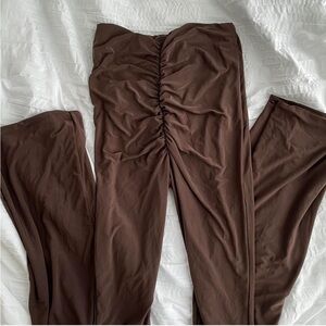 Prettylittlething Brown Ruched Flared Pant
